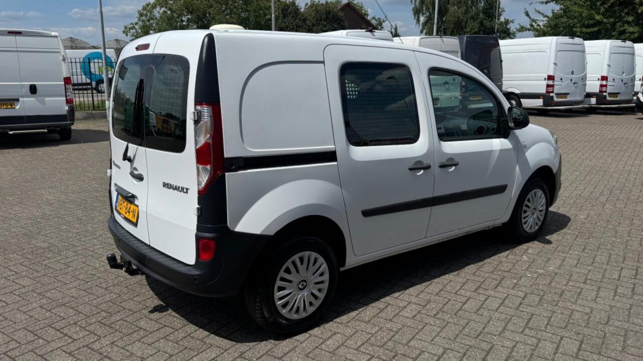 Renault KANGOO 1.5 DCI 55KW 75PK EURO 6 AIRCO/ CRUISE CONTROL/ NAVIGATIE/ SCHUIFDEUR/ TREKHAAK/ 100% DEALERONDERHOUDEN