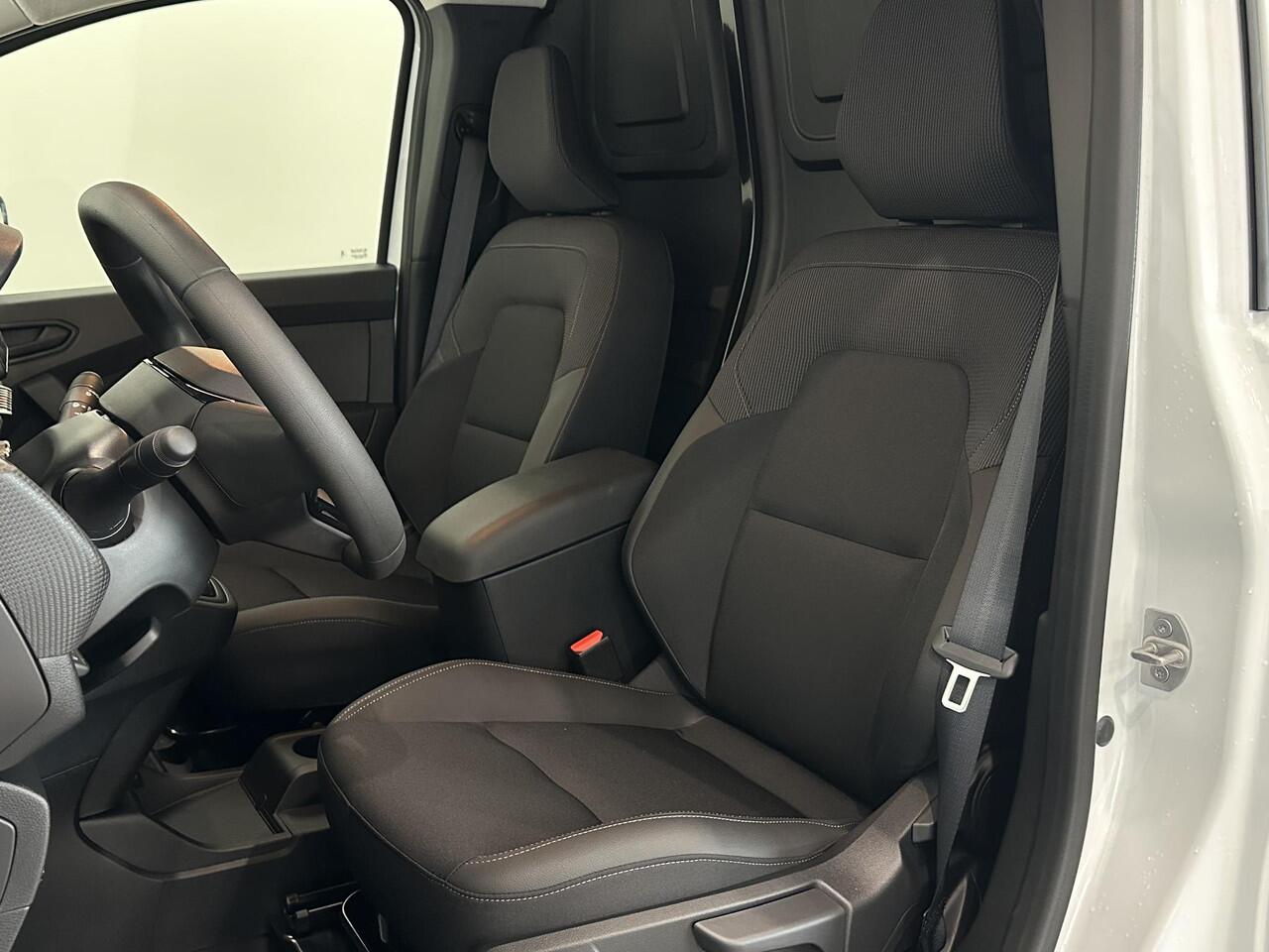 Renault KANGOO E-Tech L1 Advance 44 kWh | Trekhaak | Navigatie | All season banden | Bedrijfswageninrichting | Parkeersensoren voor, zij, achter en achteruitrijcamera