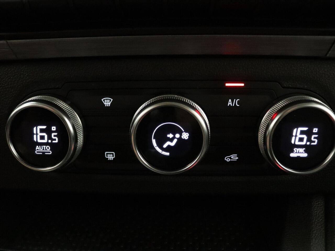 Renault KANGOO TCe 130pk Nordic Line EDC/Automaat Camera | Adapt. Cruise | Navi | Parkeersens. v+a | Stoelverw.