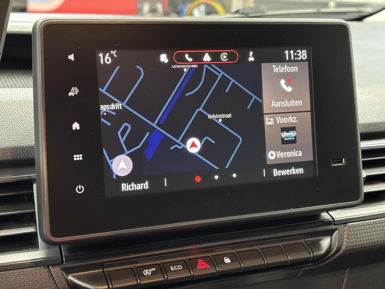 Renault KANGOO 1.5 Blue dCi 115 Luxe L2 / GARANTIE TOT 11-2028 OF 50.000KM / Automatische airco / Trekhaak / Lengte 2 / Zijschuifdeur links + rechts / Navigatiesysteem full map / Pack Securité / Achteruitrijcamera / Trekhaak / Parkeersensoren voor + achter / Cruise cont