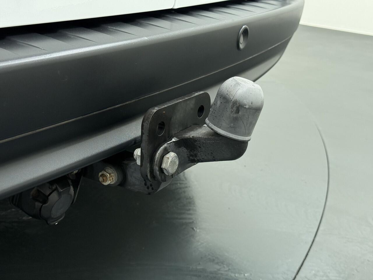 Renault KANGOO 1.5 Blue dCi 80 Comfort, Trekhaak, Navigatie, 6 bak, Cruise Control