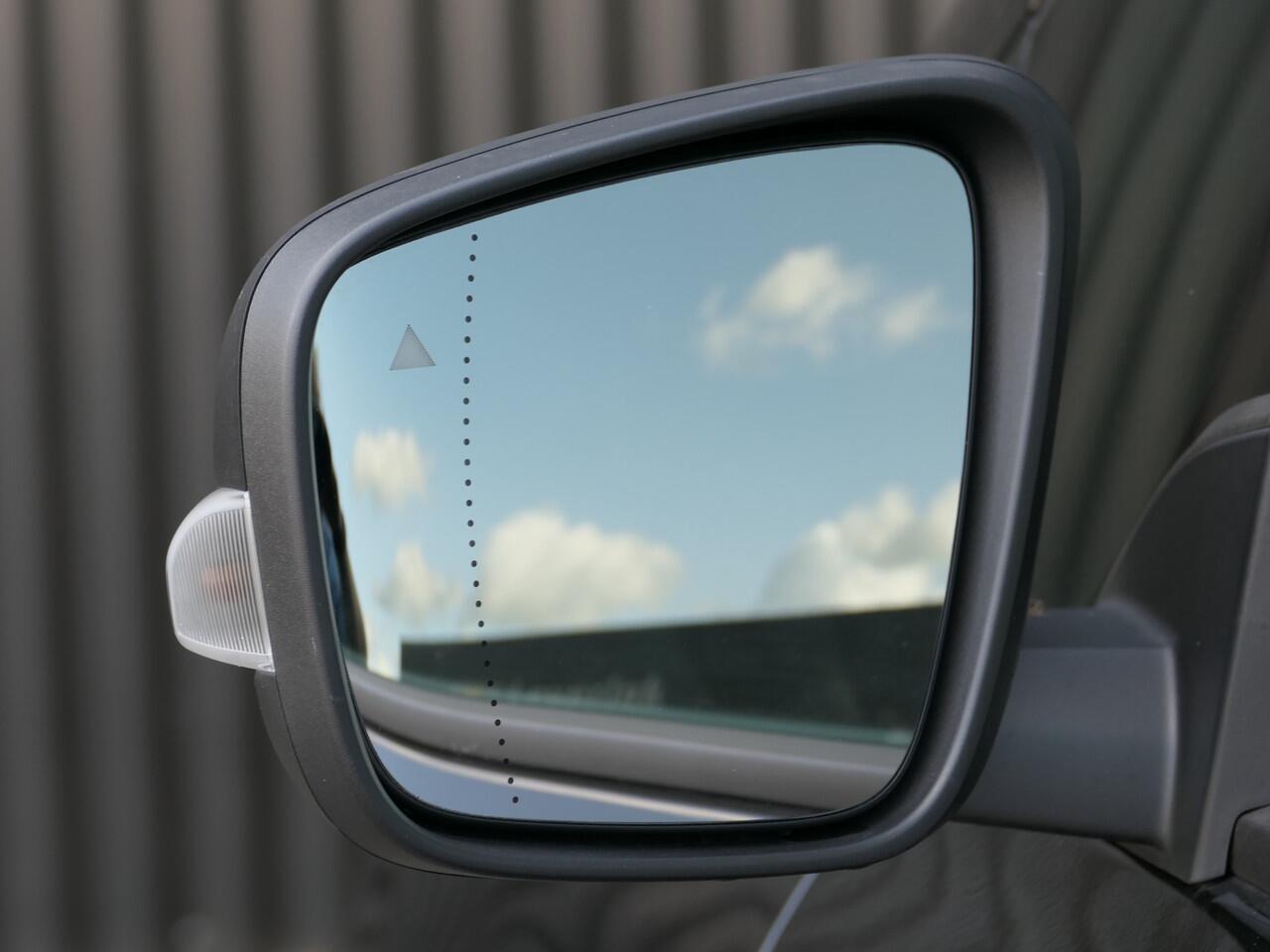 Renault KANGOO 1.5 Blue dCi 95 advance L1 *AUTOMAAT* - lat/lat betimmering, vloerplaat, trekhaak