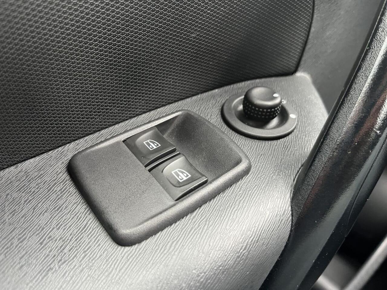 Renault KANGOO 1.5 dCi 90pk E6 Comfort BPM Vrij! Lease ¤129 p/m, Airco, PDC, Volledig onderhoudshistorie aanwezig