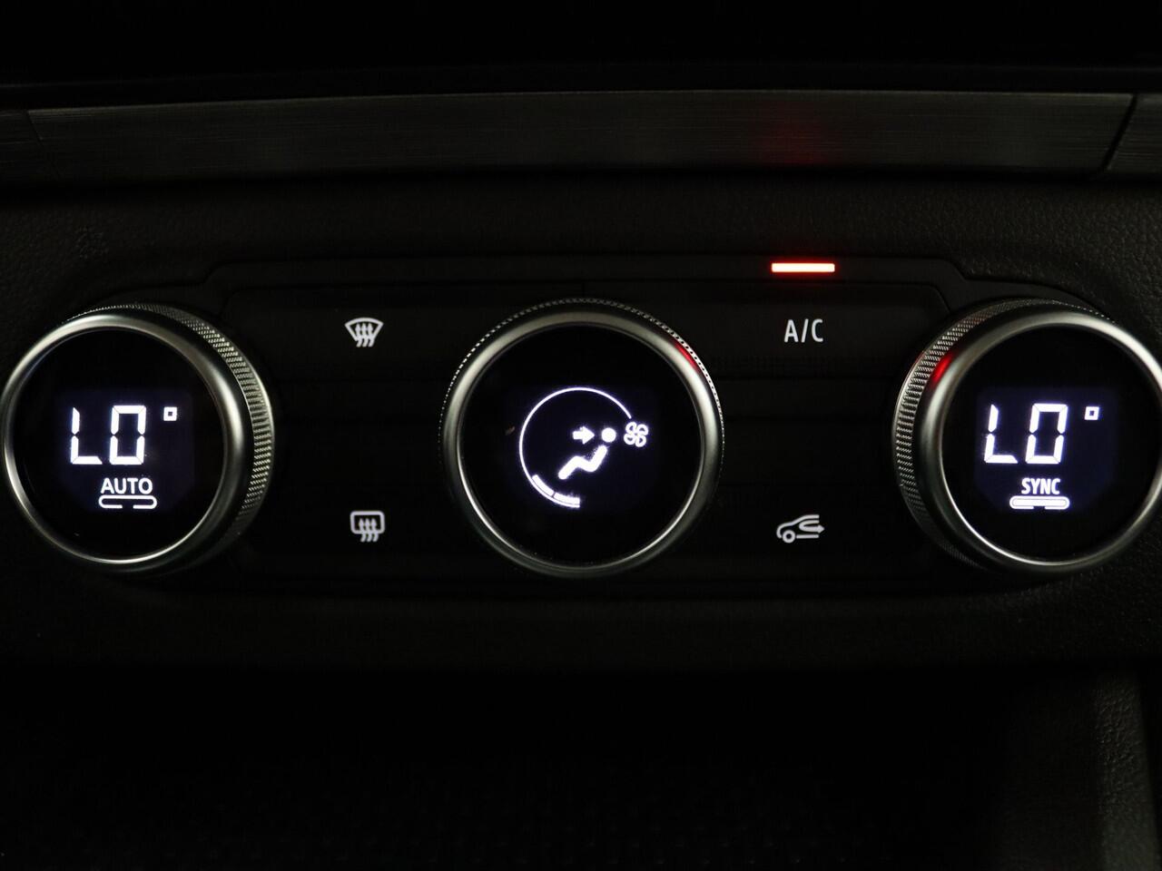 Renault KANGOO TCe 130pk Nordic Line EDC/Automaat Camera | Adapt. Cruise | Navi | Parkeersens. v+a | Stoelverw.