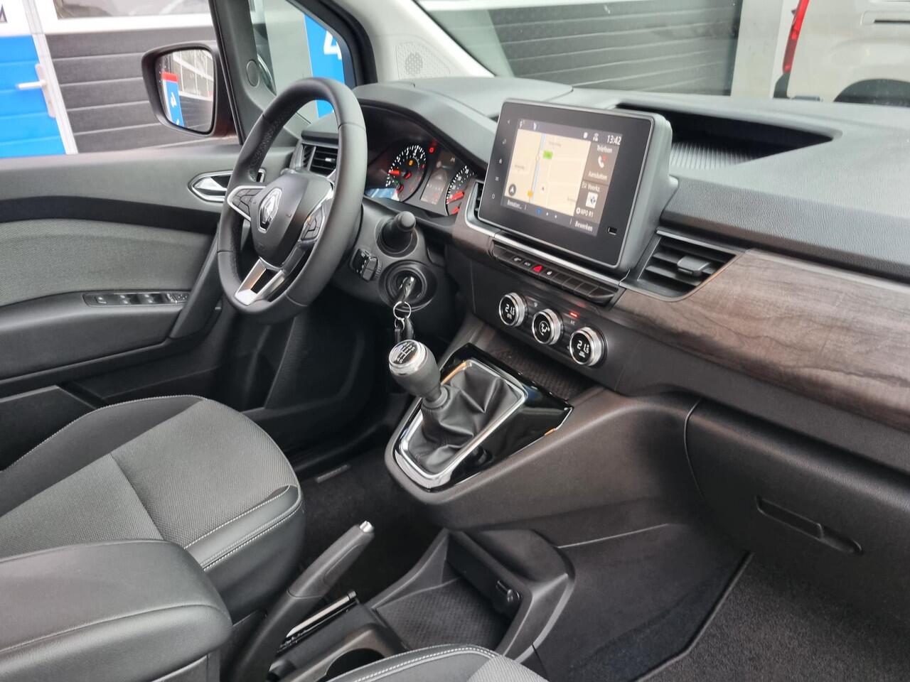 Renault KANGOO 1.3 Intens NAVI / CAMERA / TREKHAAK / PDC