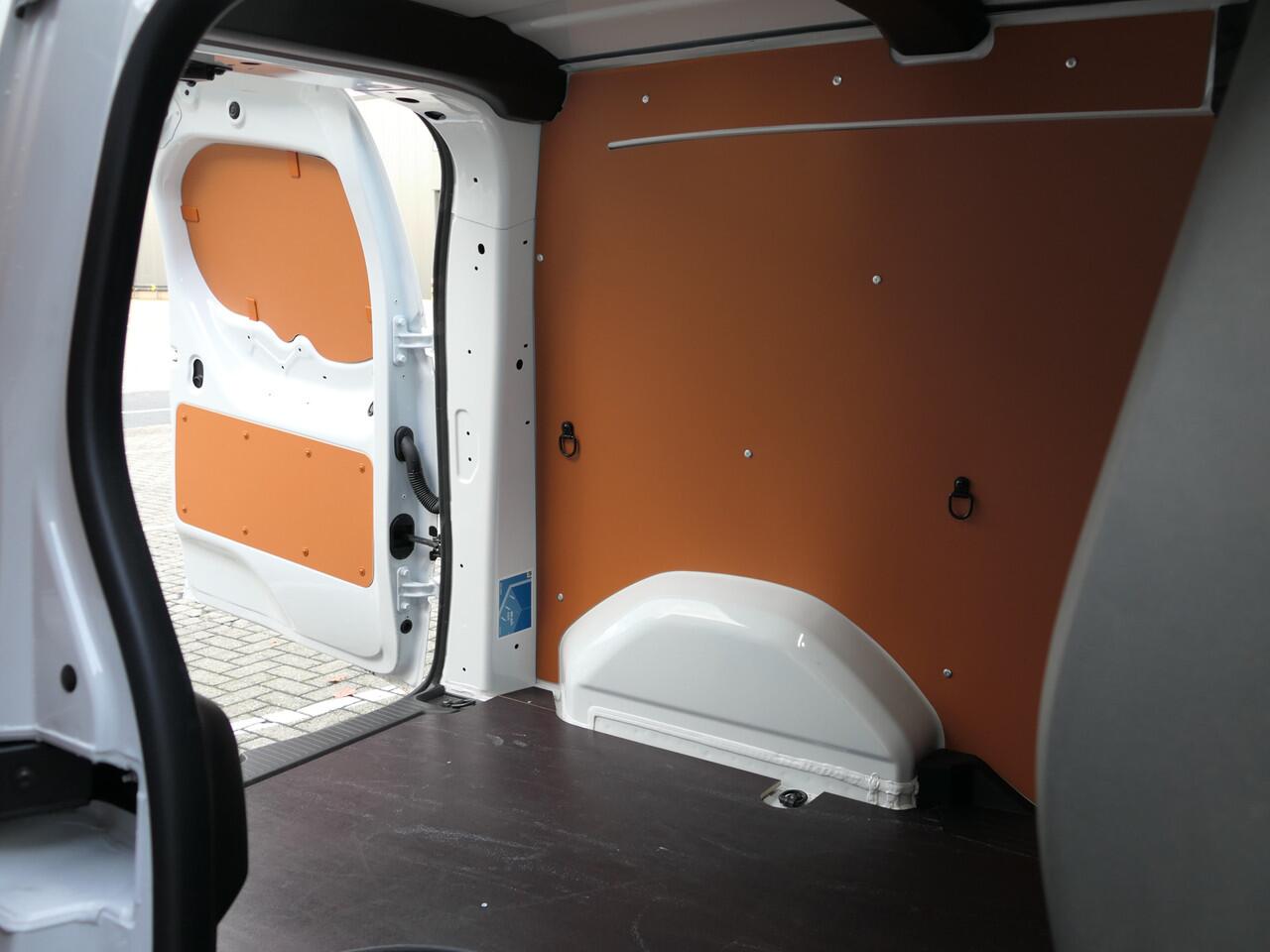 Renault KANGOO E-Tech Advance L1 44 kWh *Incl. Betimmering!* - Trekhaak, cruise, dodehoek, navi, sensor v+a, camera