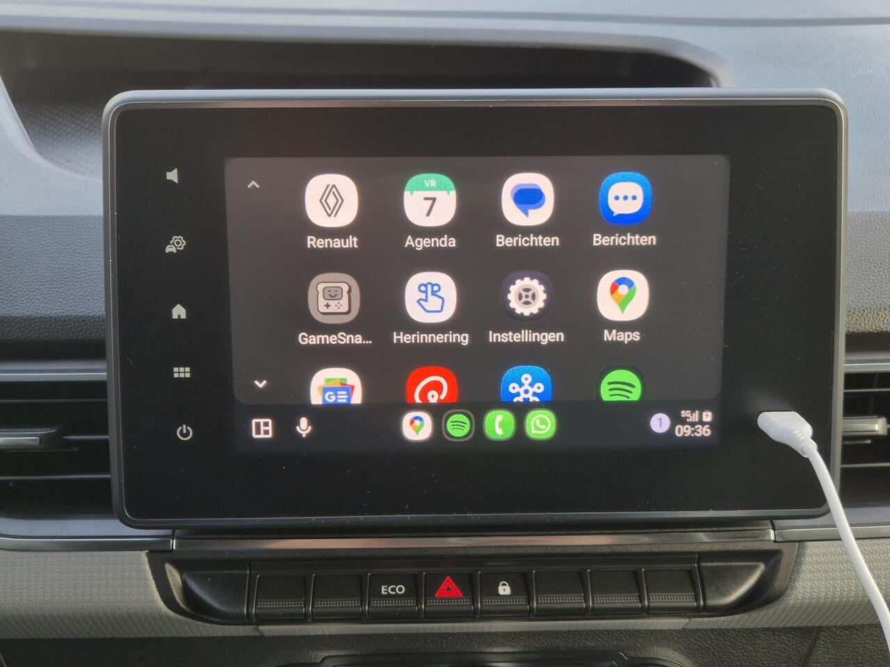 Renault KANGOO E-Tech Advance L1 Open Sesame 44 kWh Automaat / Allseason banden / actieradius 287 km / Navigatiesysteem via Apple Carplay Android Auto / Cruise control / Achterdeuren / Schuifdeur Rechts / Climate control / Parkeersensoren achter /