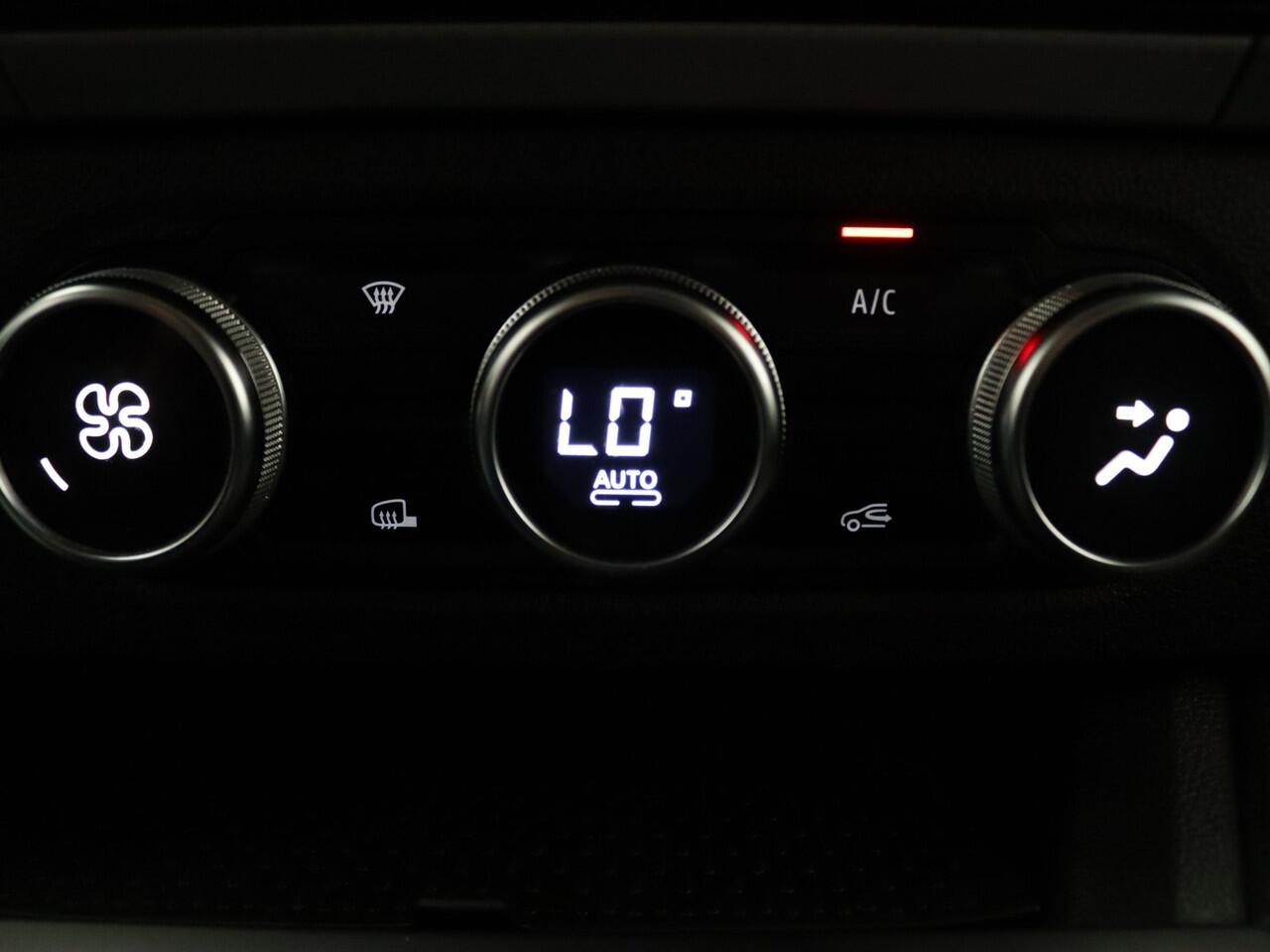 Renault KANGOO E-Tech 120pk Extra 22 kW 44 kWh Automaat Camera | Cruise | Carplay | Parkeersens. v+a