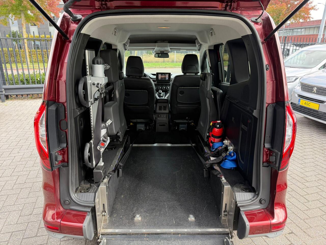 Renault KANGOO 1.3 Tce 131pk Rolstoelauto 4+1 - XXL Ombouw - Alle Opties - Rolstoelvervoer - 1e Eigenaar