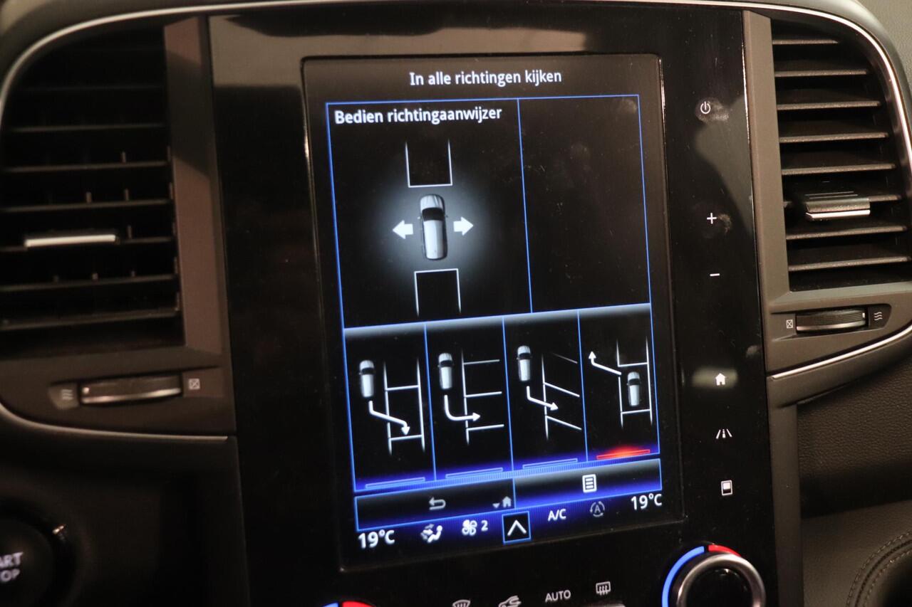 Renault KOLEOS 1.3 160 TCe Initiale Paris | Schuif kanteldak | Leder bekleding | BOSE audio | Stoelverwarming & ventilatie | Adaptieve cruise control | ApplCarplay AndroidAuto |