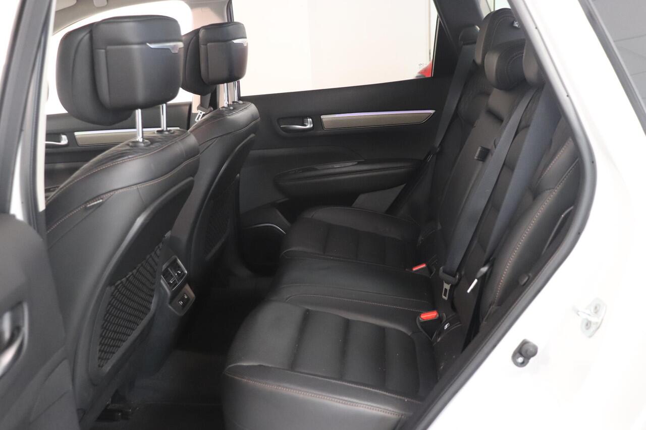 Renault KOLEOS 1.3 160 TCe Initiale Paris | Schuif kanteldak | Leder bekleding | BOSE audio | Stoelverwarming & ventilatie | Adaptieve cruise control | ApplCarplay AndroidAuto |