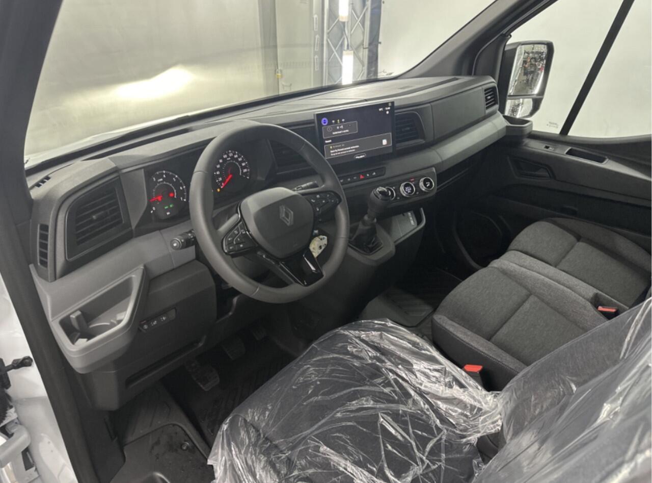 Renault MASTER T35 2.0 dCi 130 L2H2 Advance Camera / Carplay / laadruimte pakket / All season