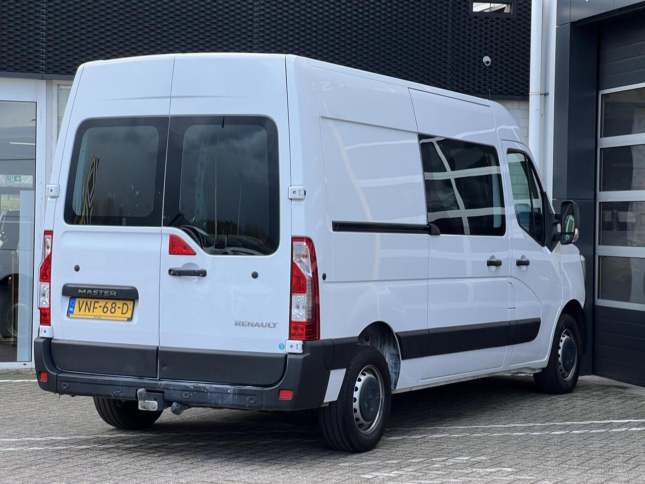 Renault MASTER T33 2.3 dCi 135 L2H2 Comfort | Trekhaak | Navigatie | DAB | Airco | Parkeersensoren | BT-Telefoonfunctie |