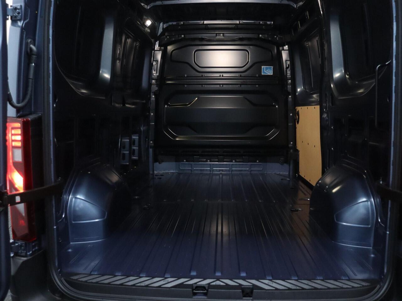 Renault MASTER T35 2.0 dCi 130 L2H2 Advance VOORRAADMODEL ZONDER BPM!!