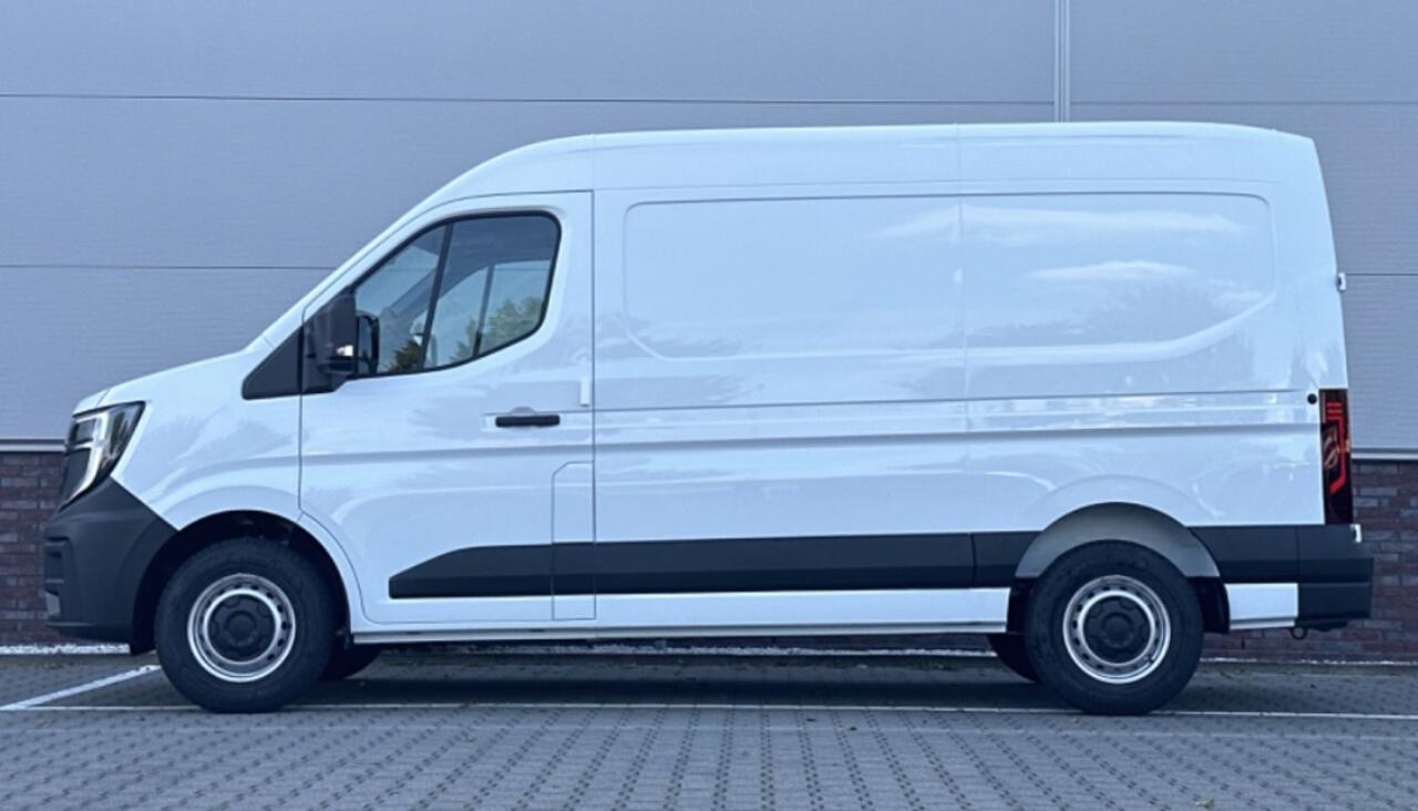 Renault MASTER T35 2.0 dCi 130 L2H2 Advance Camera / Carplay / laadruimte pakket / All season