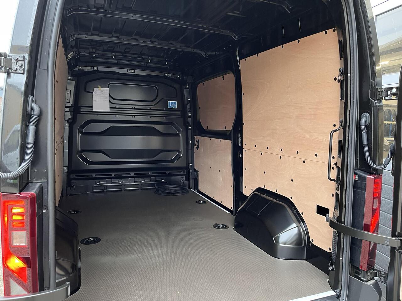 Renault MASTER E-Tech T35 L2H2 Extra long range 87 kWh