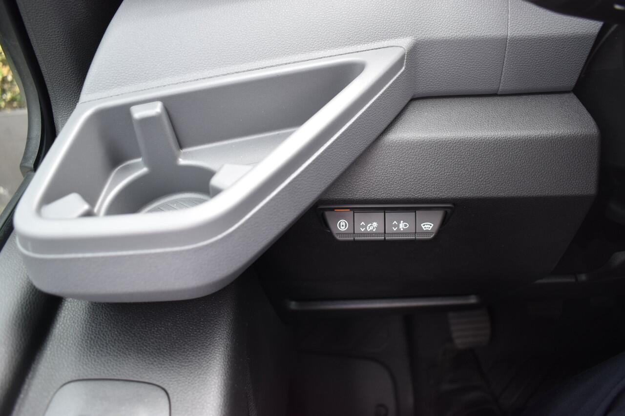 Renault MASTER Advance | C-Shape LED dagrijverlichting | Elektronisch geregelde airconditioning | Instrumentarium met 3,5" TFT scherm