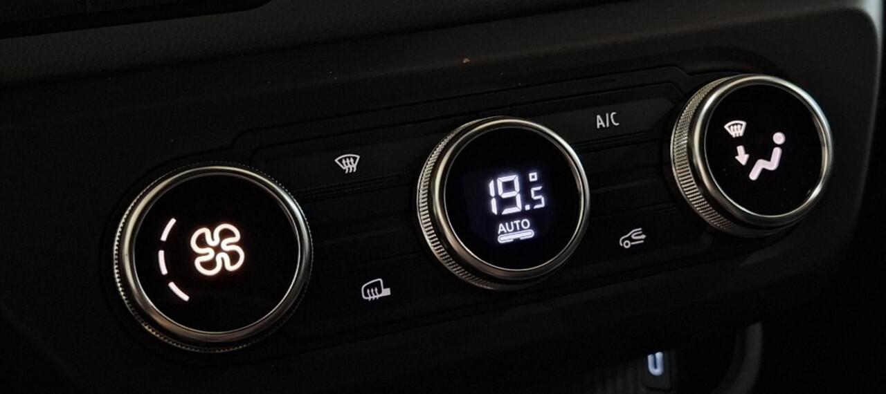 Renault MASTER T35 2.0 dCi 150 L3H1 Advance Bakwagen Carplay / El. achterklep / Airco / All season