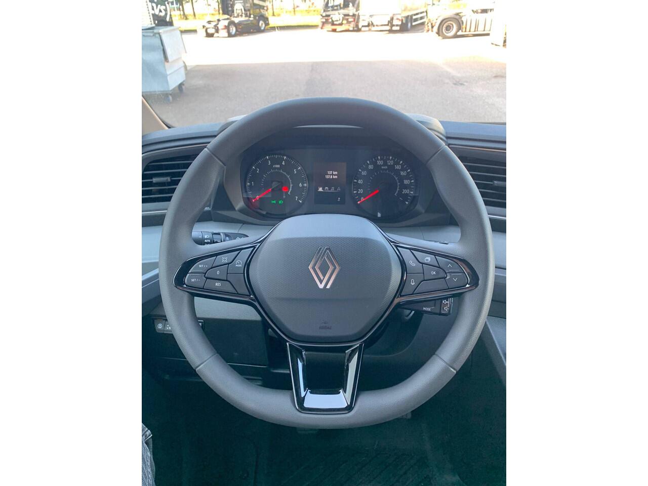 Renault MASTER T35 2.0 dCi 150 PK L2H2 Multimedia met Google services,Dubbele schuifdeur, Camera, Trekhaak, Apple carplay. Verwarmde voorruit.