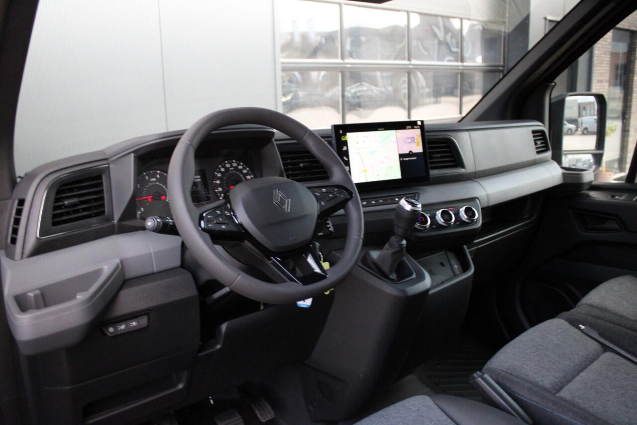 Renault MASTER T35 2.0 dCi 170pk L2H2 Extra - Navigatie - Camera - 270 gr deuren - Parkeersensoren - Draadloos laden - Rijklaar