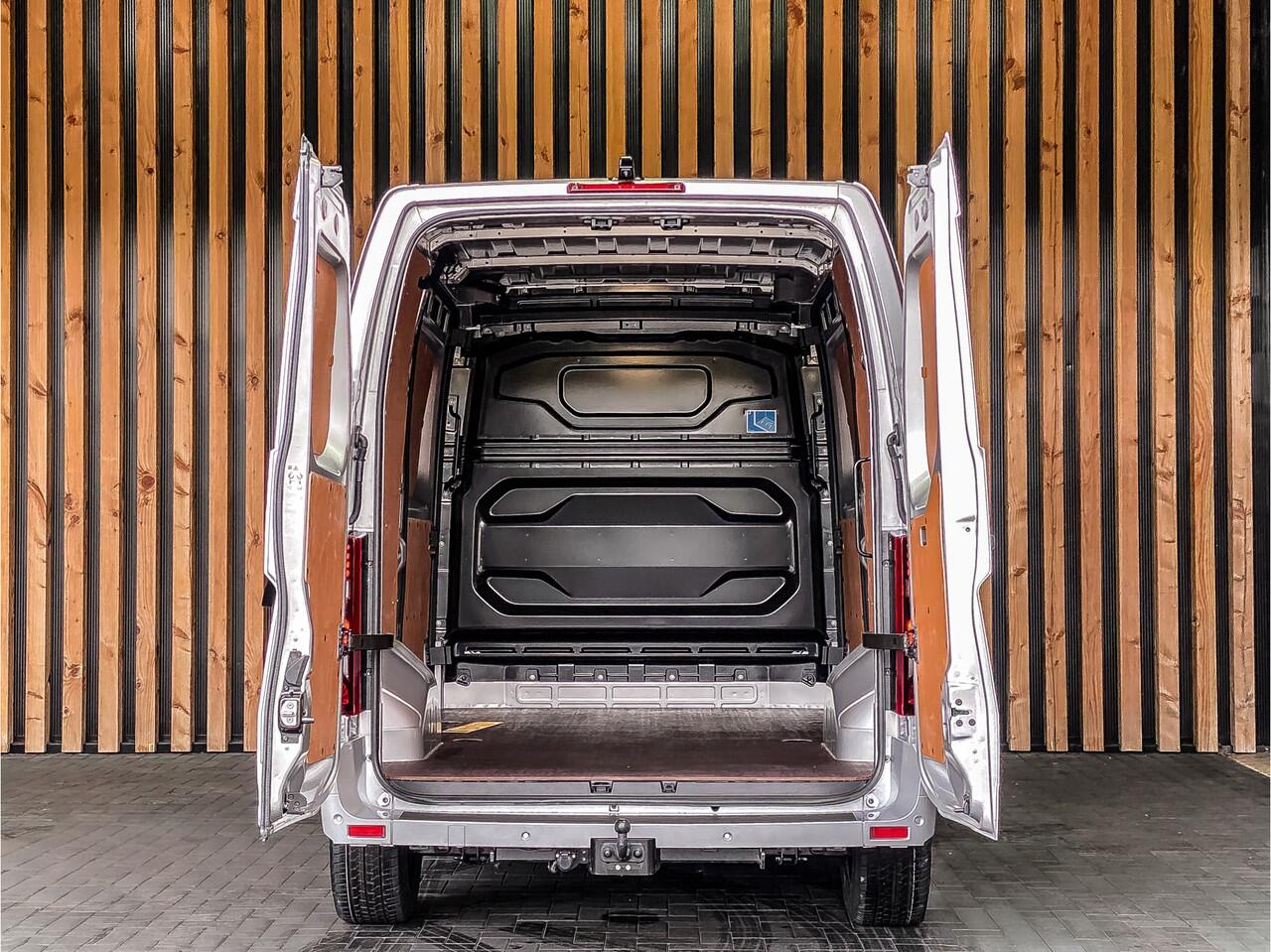 Renault MASTER T35 2.0 dCi 170PK L2H2 Extra | BPM VRIJ! | 2X SCHUIFDEUR | BLIND SPOT | CAMERA | STOELVERWARMING | TREKHAAK |