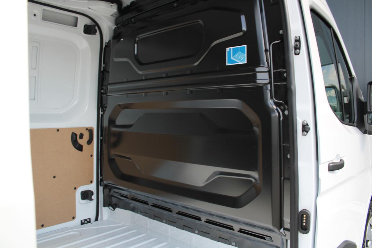 Renault MASTER T35 2.0 dCi 170pk L2H2 Extra - 2x Schuifdeur - Navigatie - Blind Spot - Camera - Stoelverwarming - Verwarmde voorruit - Rijklaar