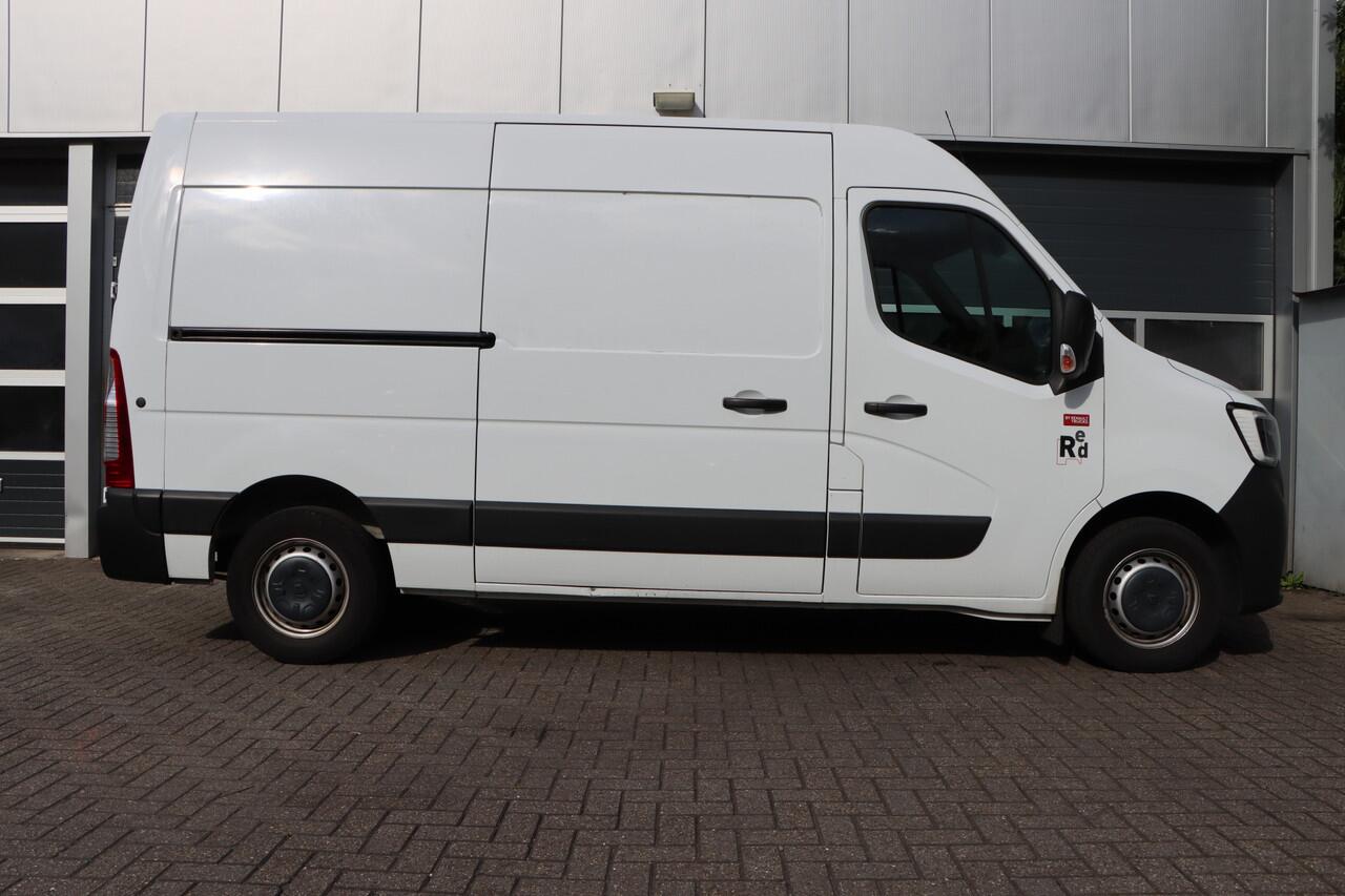 Renault MASTER T35 2.3 dCi 135 L2H2 Comfort