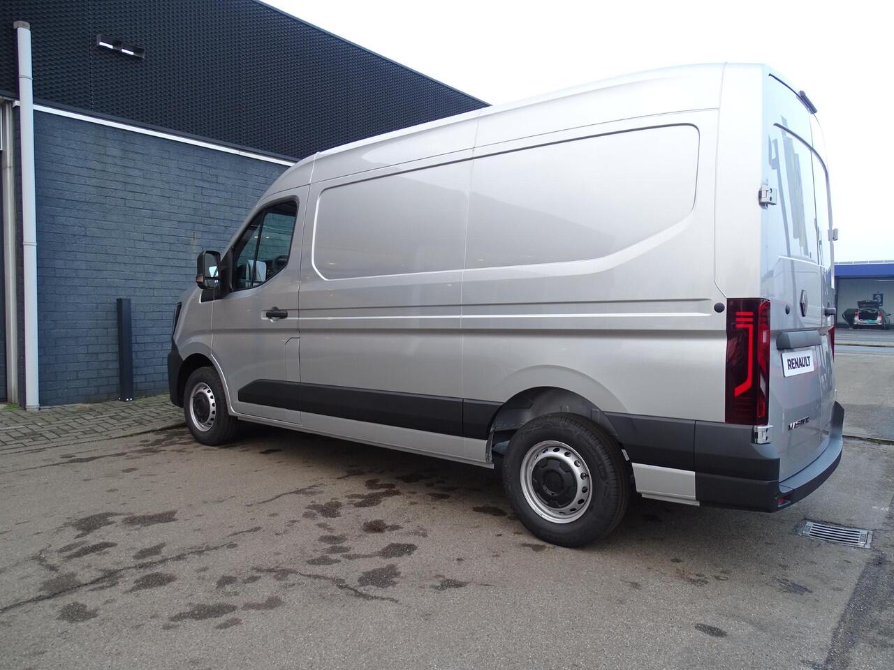 Renault MASTER T35 2.0 dCi 130 L2H2 Advance METALLIC LAK / APPLE CARPLAY & ANDROID AUTO