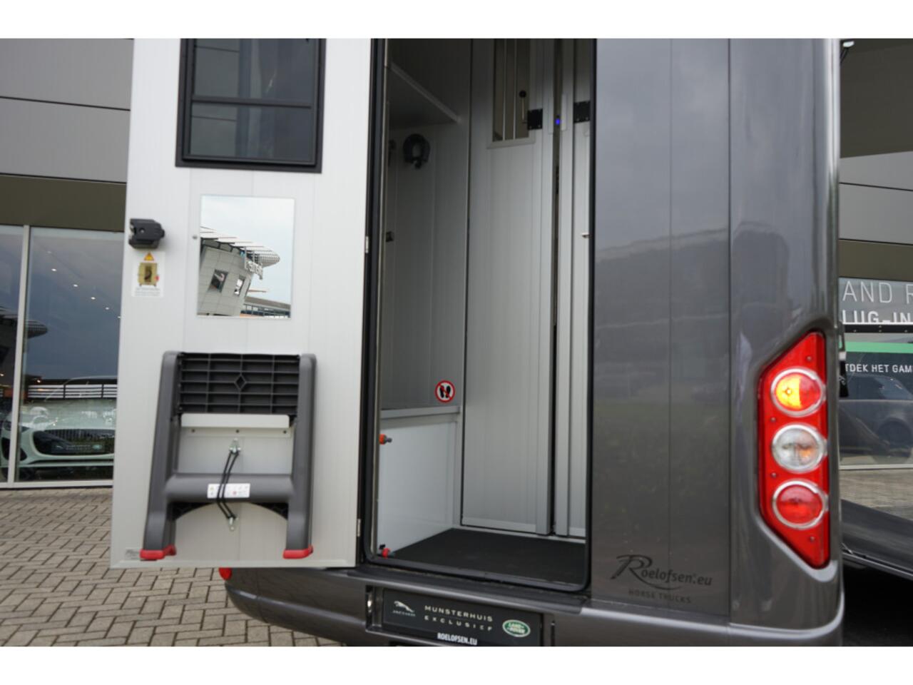 Renault MASTER 2 paards vrachtwagen | Roelofsen Parados | Horsetruck | B rijbewijs | Ex BTW Roelofsen Parados | Paardenwagen | Horsetruck | Euro 6 |