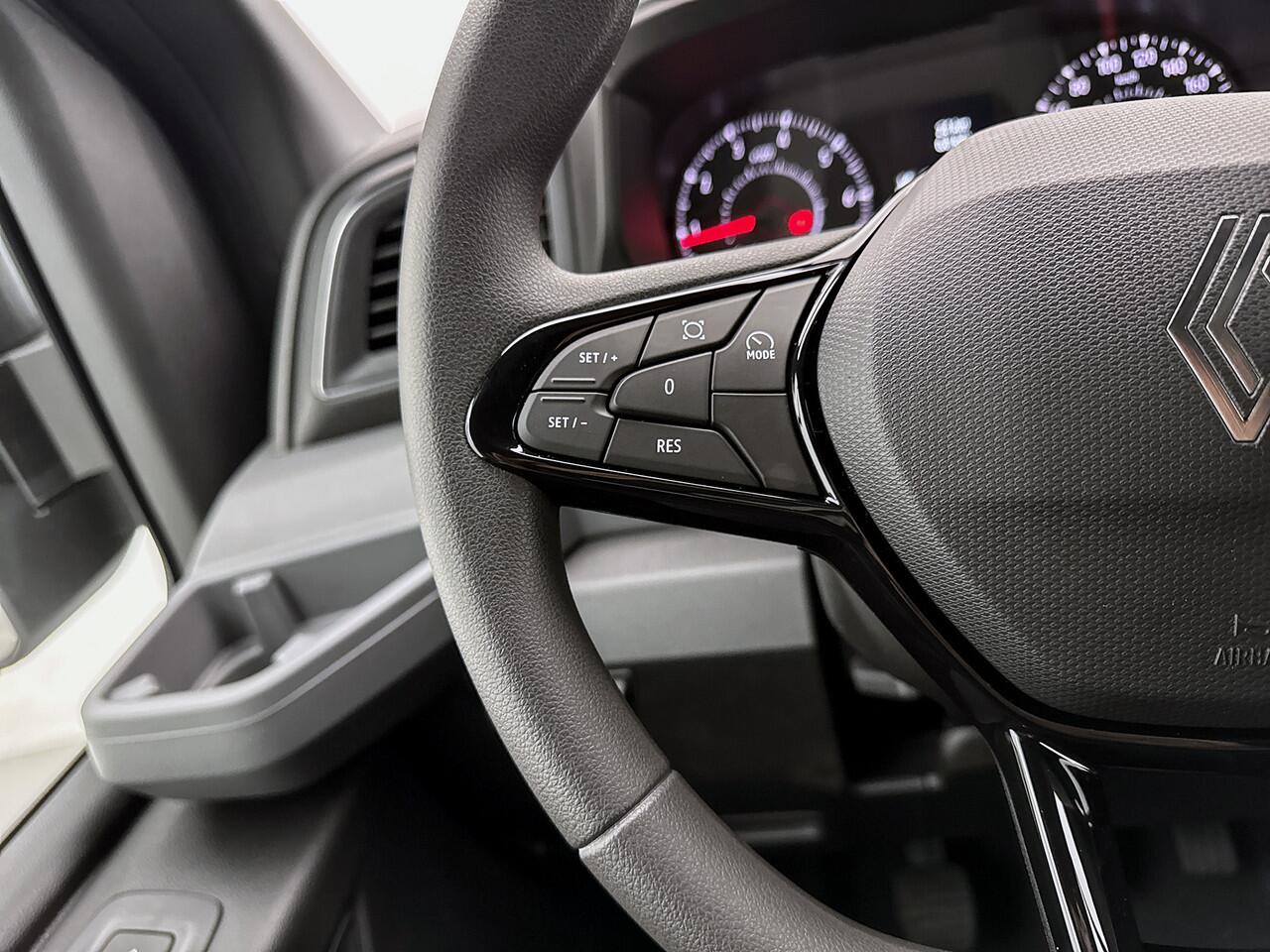 Renault MASTER T35 2.0 dCi 130 L2H2 Led Camera Carplay 130pk Cruise control Dab radio