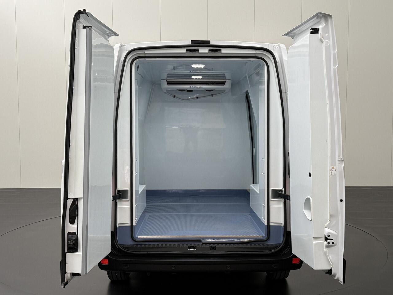 Renault MASTER 2.3DCi 130PK L2H2 Koelauto | 12/220V | Airco | Cruise | 3-Persoons