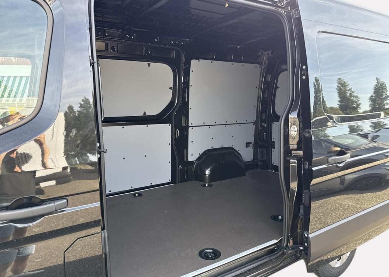 Renault MASTER T35 2.0 dCi 170 L2H2 Extra - Alarm / Zijschuifdeur links / Vierseizoenbanden / Houten laadvloer en zijwandbekleding / Rear step