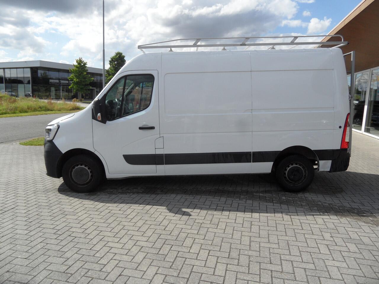 Renault MASTER T35 2.3 dCi 135 L2H2