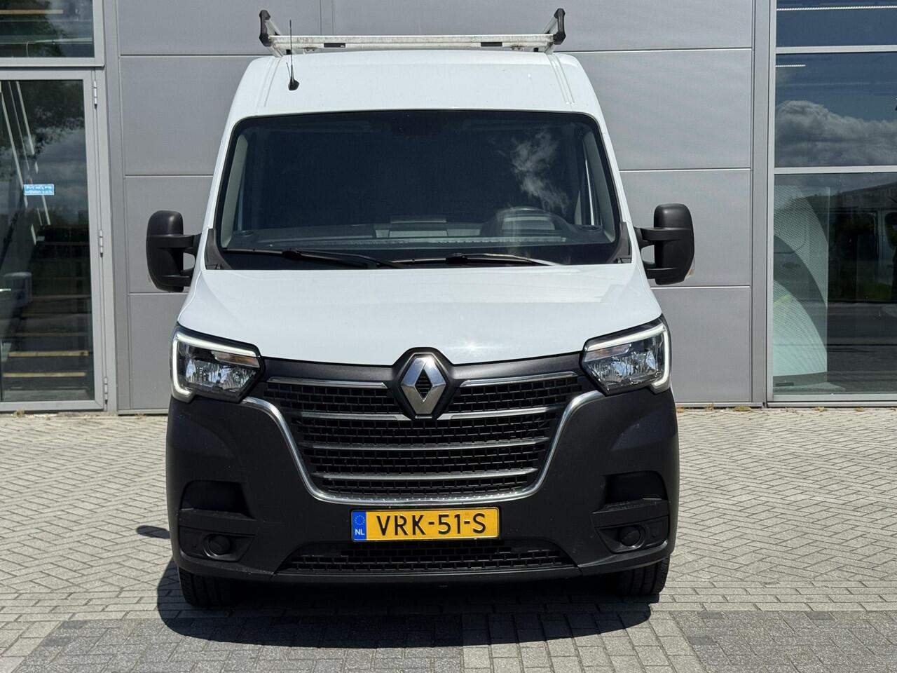 Renault MASTER T35 2.3 dCi 135 L2H2 Comfort | AIRCO | PARKEER SENSOREN | IMPERIAAL | TREKHAAK |