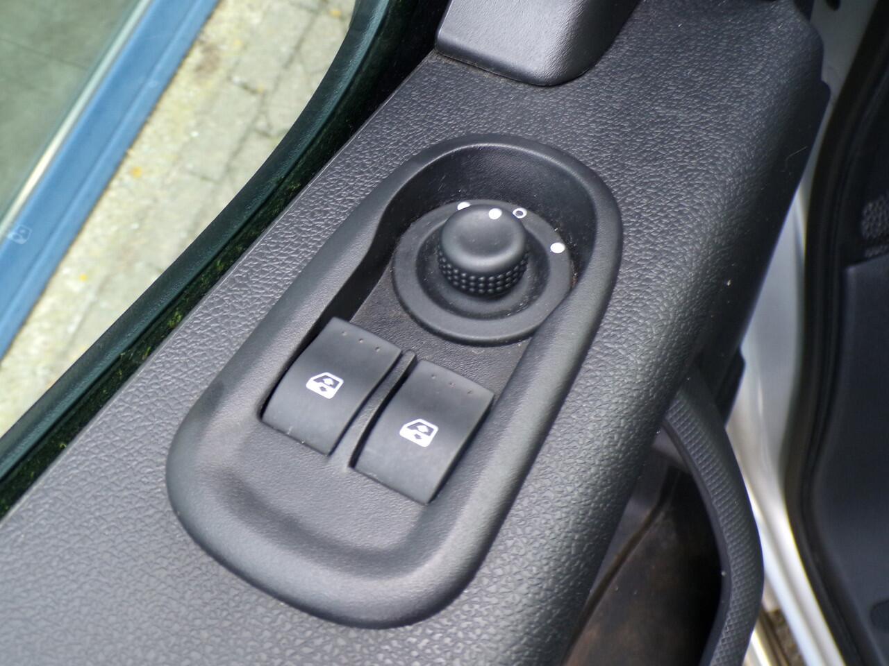 Renault MASTER T35 2.3 dCi L2H2 Energy, Trekhaak / Imperiaal + Betonplex Vloer / Sensoren + Camera / Airco / Bluetooth