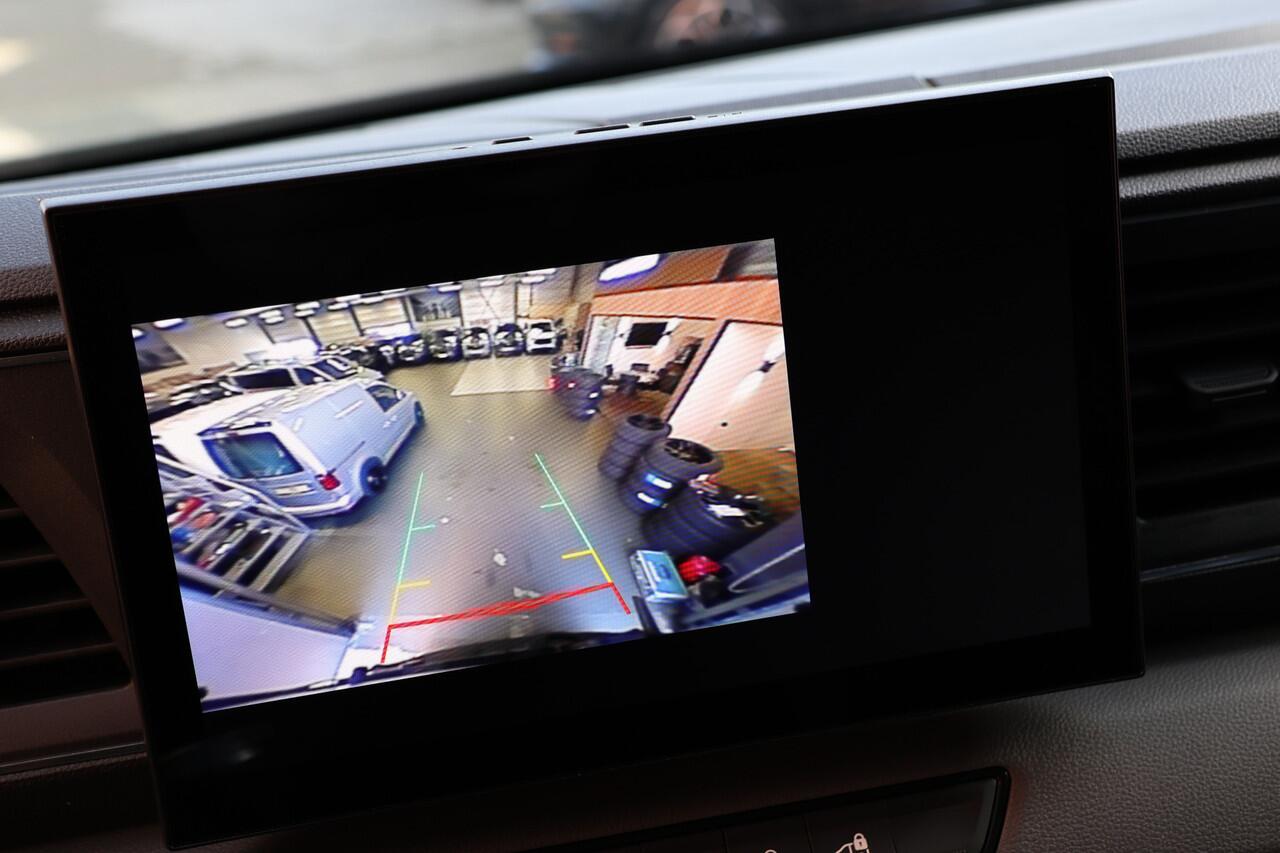 Renault MASTER T35 2.0 dCi 170 L2H2 DC | Dubbel Cabine | 6-Zitter | Navigatie | Camera | CarPlay | LED Koplampen | DAB | PDC V+A | Cruise control