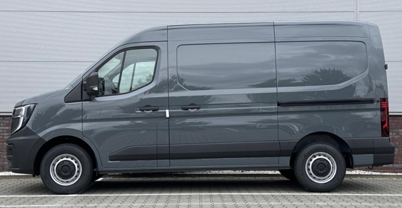 Renault MASTER T35 2.0 dCi 130 L2H2 Advance Camera / Laadruimte betimmering / Trekhaak / All season