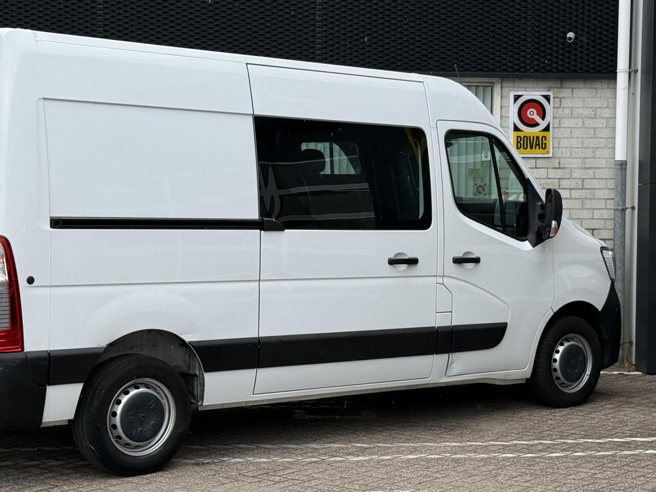 Renault MASTER T33 2.3 dCi 135 L2H2 Comfort | Trekhaak | Navigatie | DAB | Airco | Parkeersensoren | BT-Telefoonfunctie |