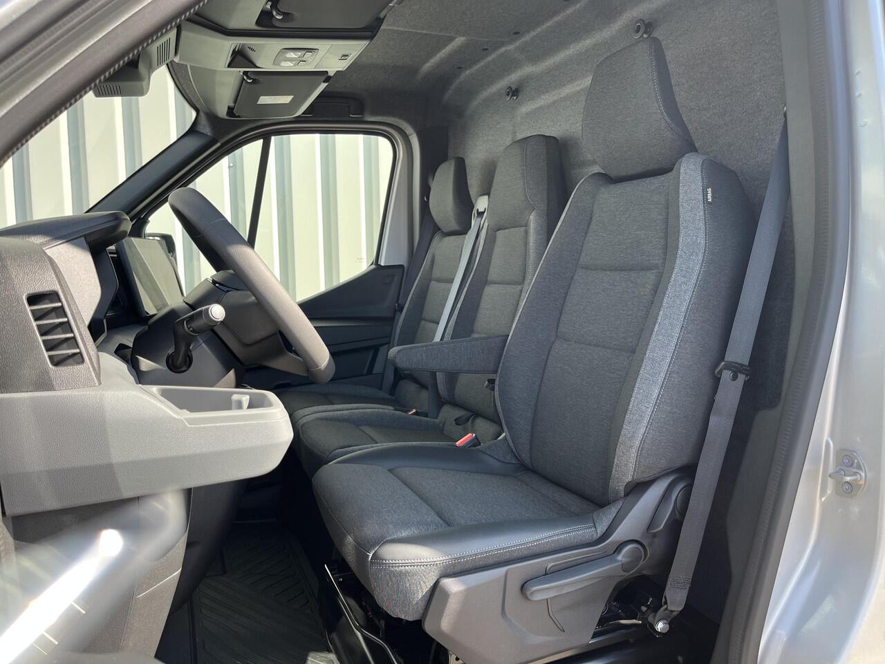Renault MASTER L2H2 T35 2.0 dCi 130 Advance | 2x schuifdeur | Navigatie | Achteruitrijcamera | Bedrijfswageninrchting | All season banden | Van: ¤ 42.215,- nu rijklaar voor: ¤ 37.293,-