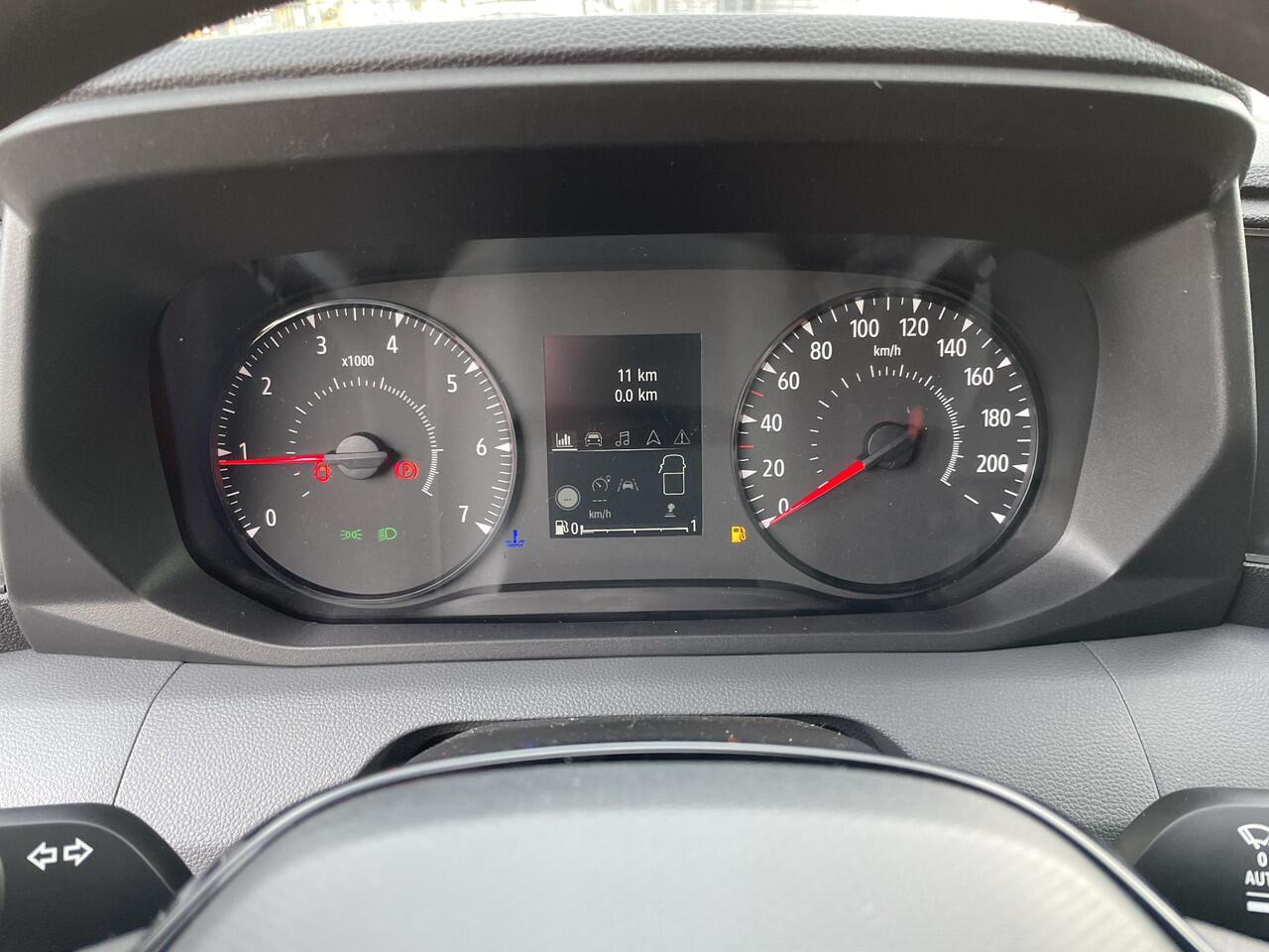 Renault MASTER T35 2.0 dCi 130 L2H2 Advance