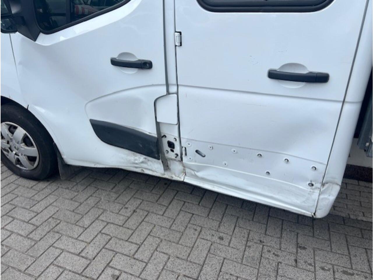 Renault MASTER T35 2.3 dCi 107KW DC 7P PICK UP PRITSCHE KLIMA EURO6