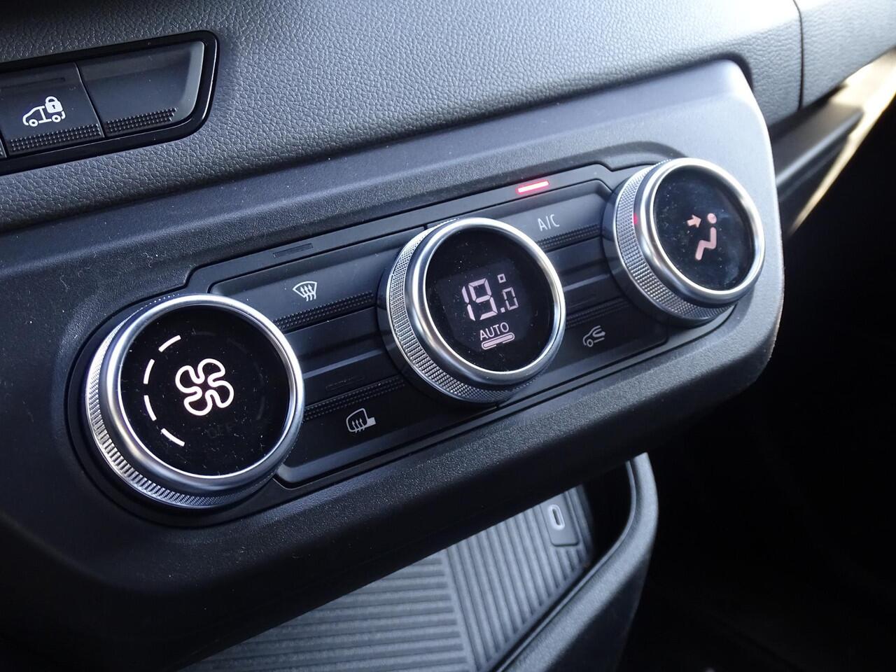 Renault MASTER E-Tech T35 L2H2 Advance long range 87 kWh PACK PARKING / PACK NAVIGATIE / VERWARMBARE VOORRUIT