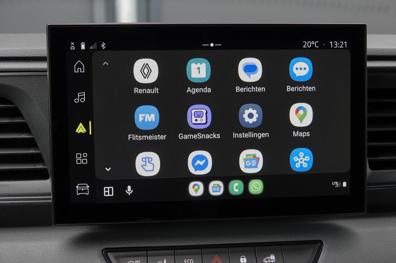 Renault MASTER T35 | L2H2 | 2.0Dci 150Pk | Stoel-Bank | 3.500Kg Trekgewicht | Parkeersensoren | Laadruimte betimmering | LED