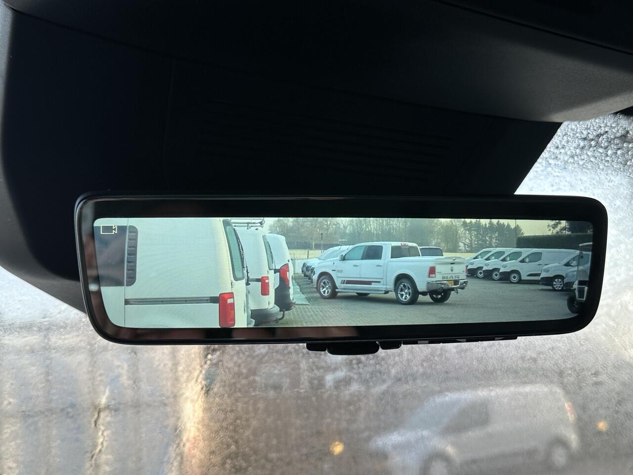 Renault MASTER 2.0 DCi 130 PK / L2H2 / NIEUW !! BPM VRIJ/ AIRCO / REAR VIEUW / CRUISE / NAVI / APPLE CARPLAY / 3-ZITS / PDC