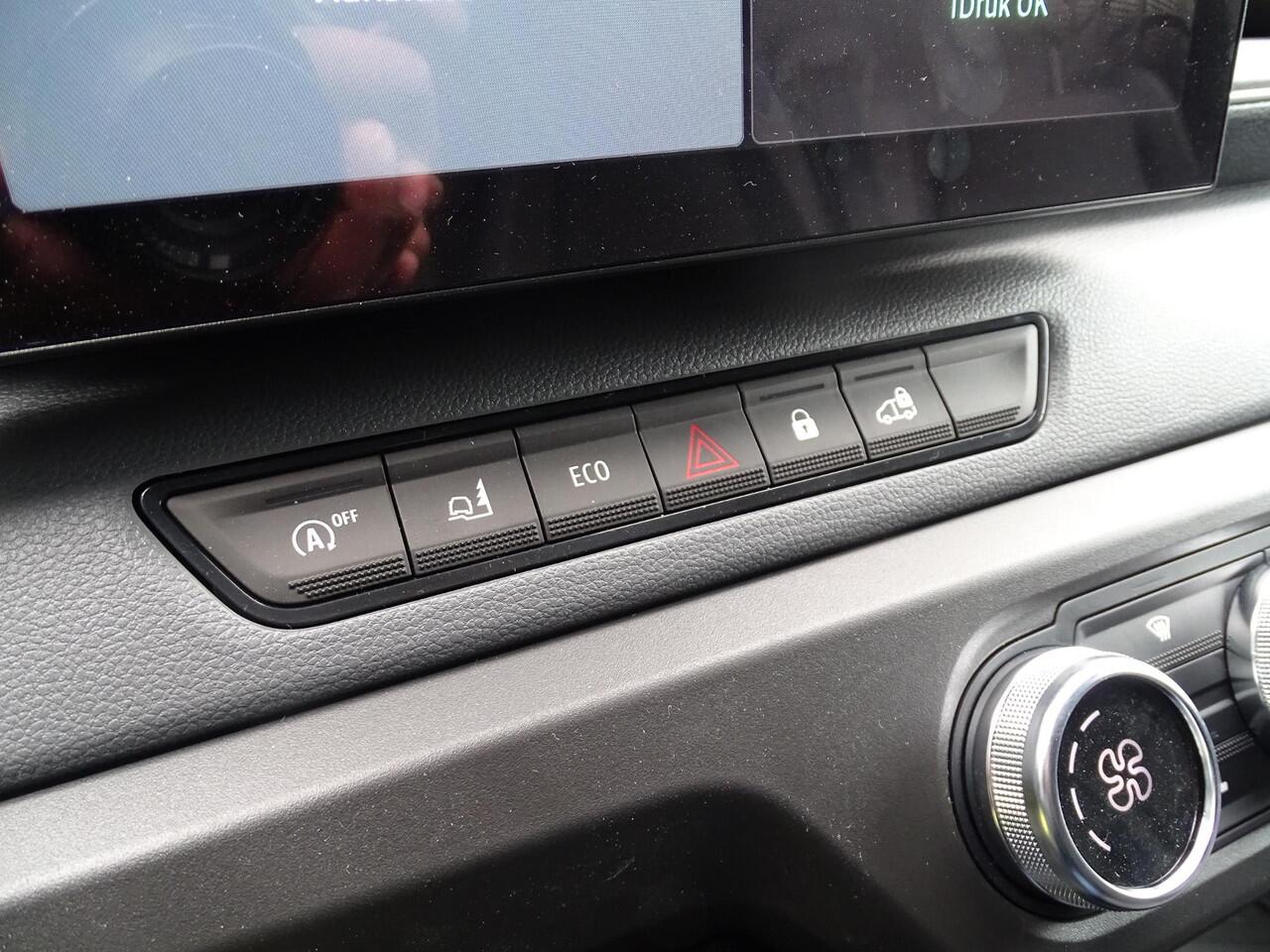 Renault MASTER T35 2.0 dCi 130 L2H2 Advance METALLIC LAK / APPLE CARPLAY & ANDROID AUTO