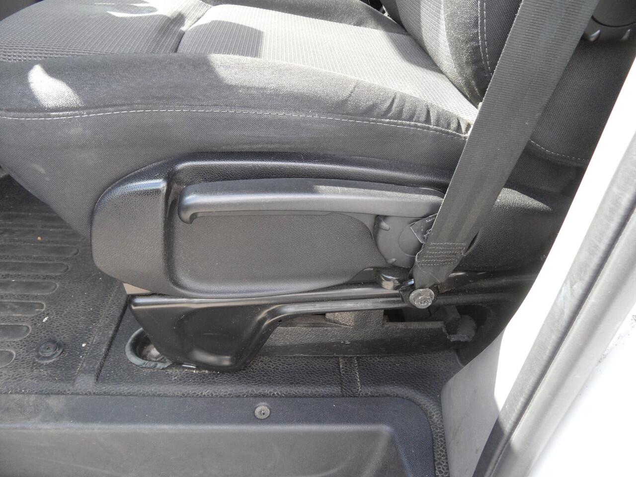 Renault MASTER T35 2.3 dCi 135 L2H2