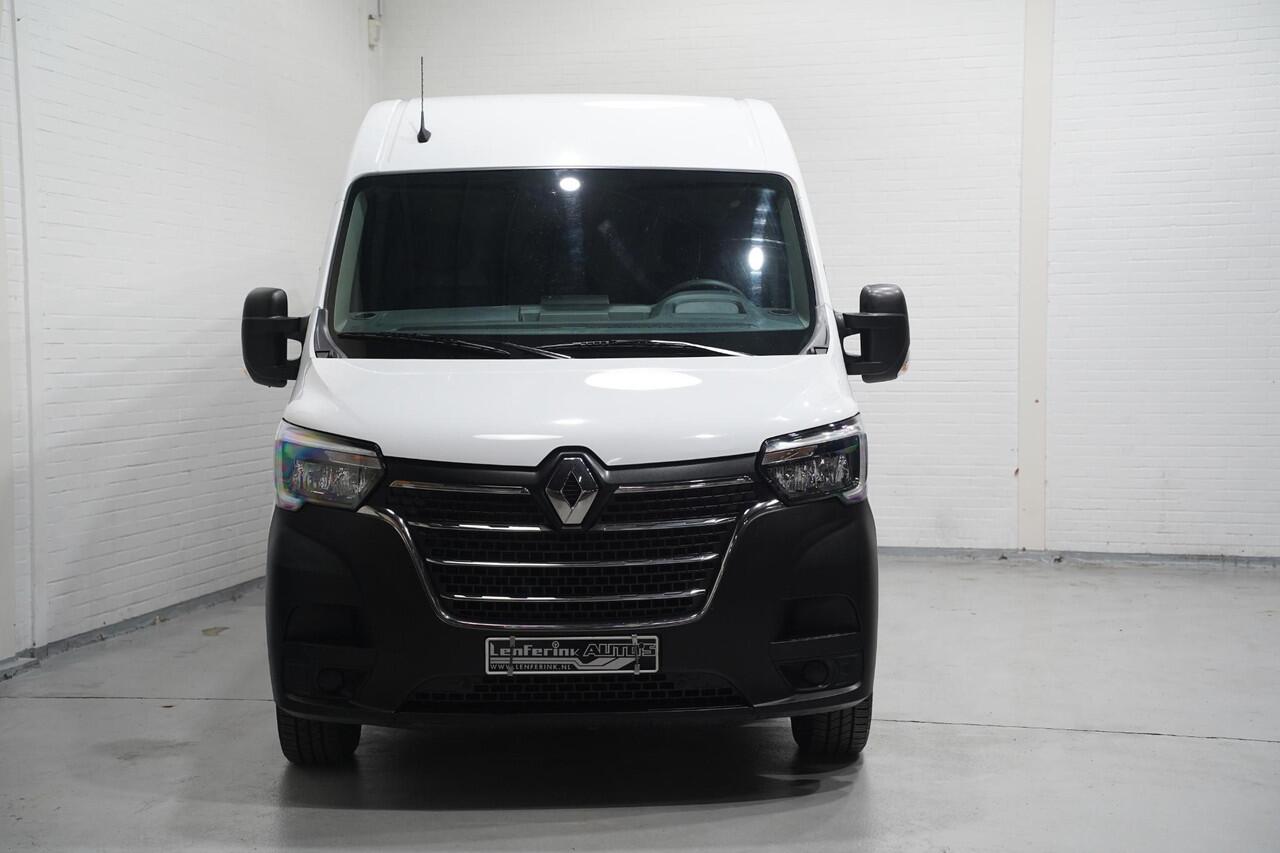 Renault MASTER 2.3 dCi 135 L2H2 Comfort Airco, Apple Carplay Navi, PDC achter, 3-Zits