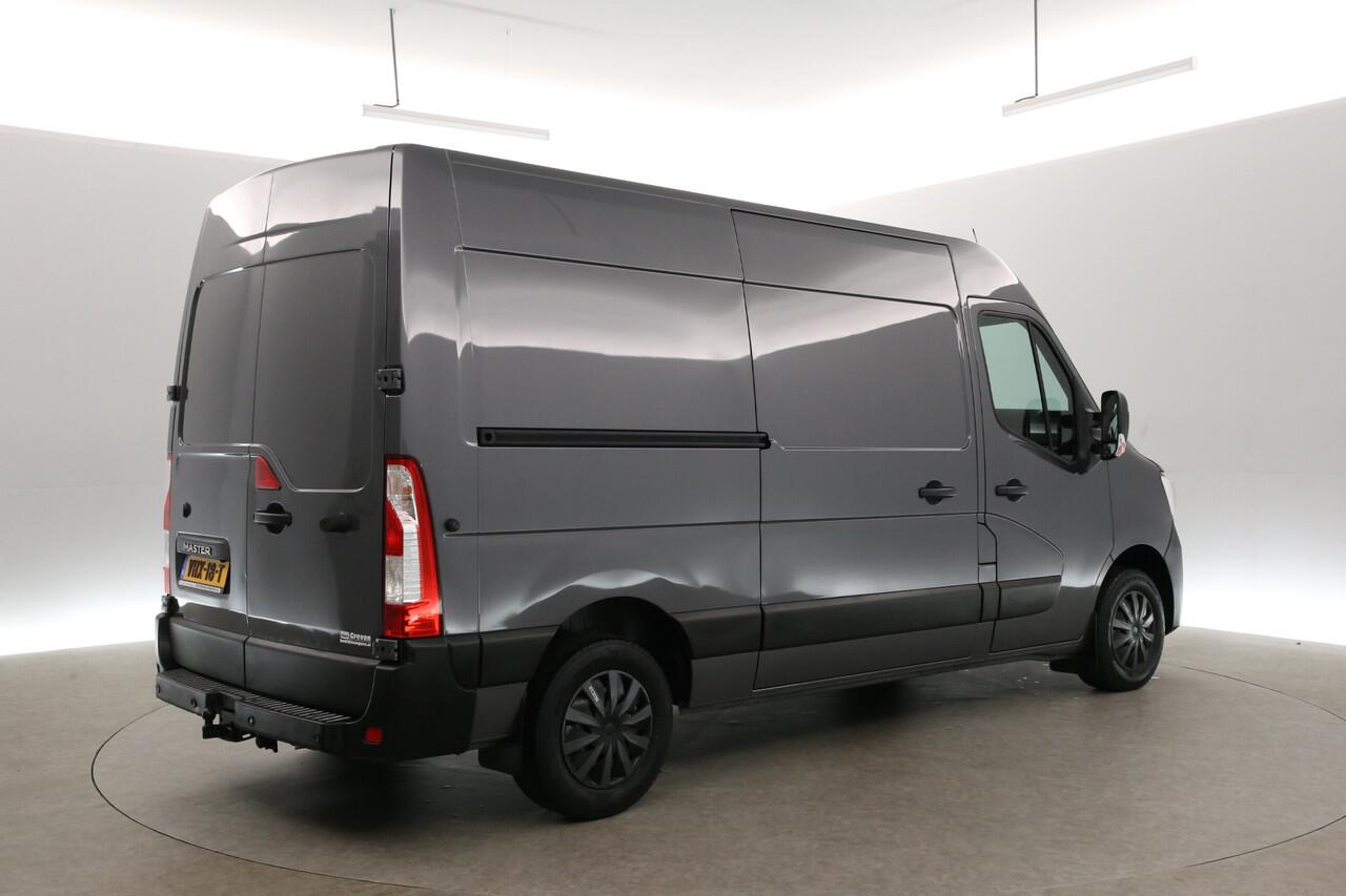 Renault MASTER T35 2.3 dCi 180PK L2H2 | Airco | Camera | Cruise | 3 Zits | Trekh. | Navi | Carplay | Parkeersens.