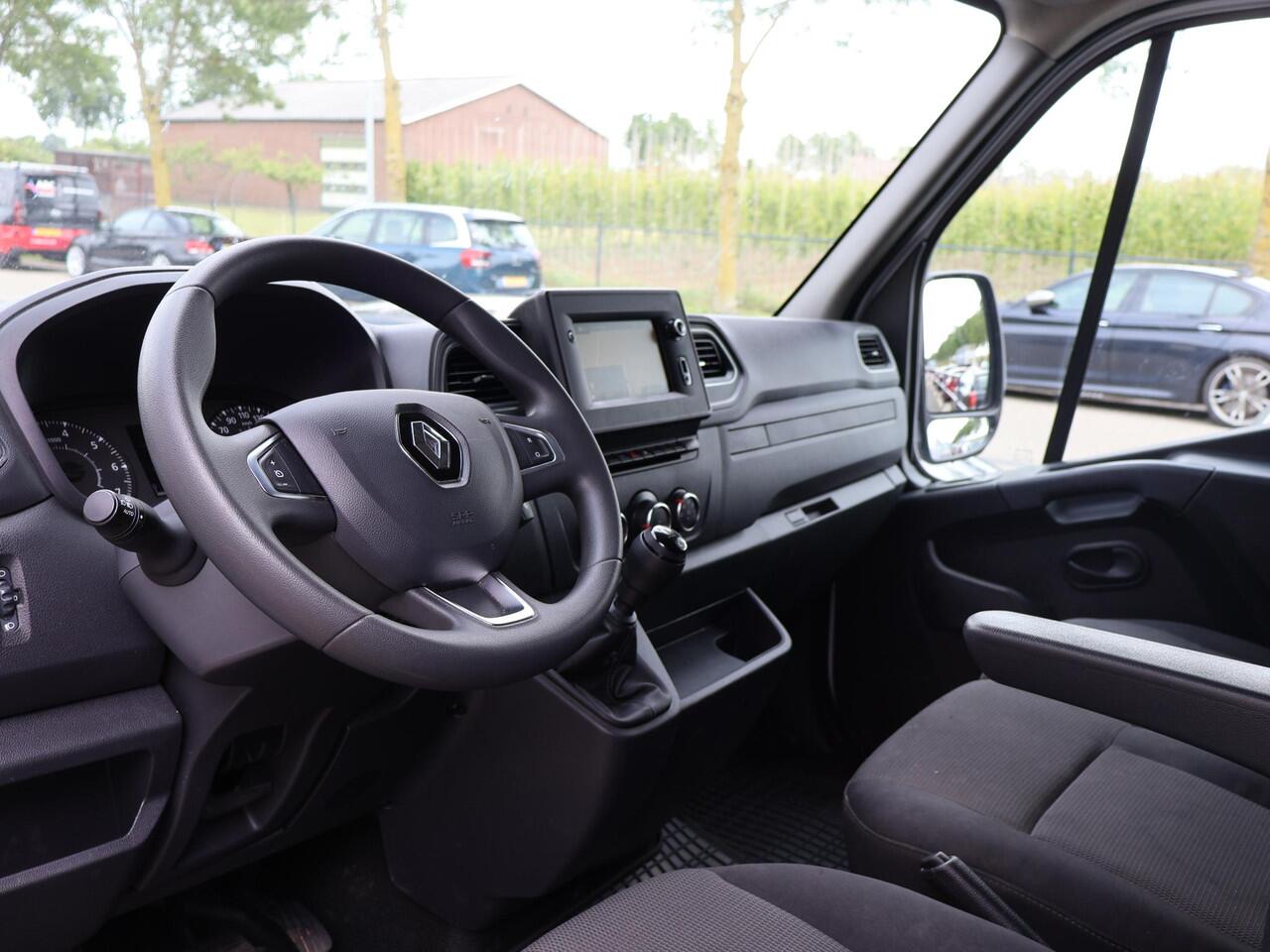 Renault MASTER T35 2.3 DCI 135 L2H2 COMFORT + APPLE CARPLAY | NAVIGATIE | CRUISE | DAB+