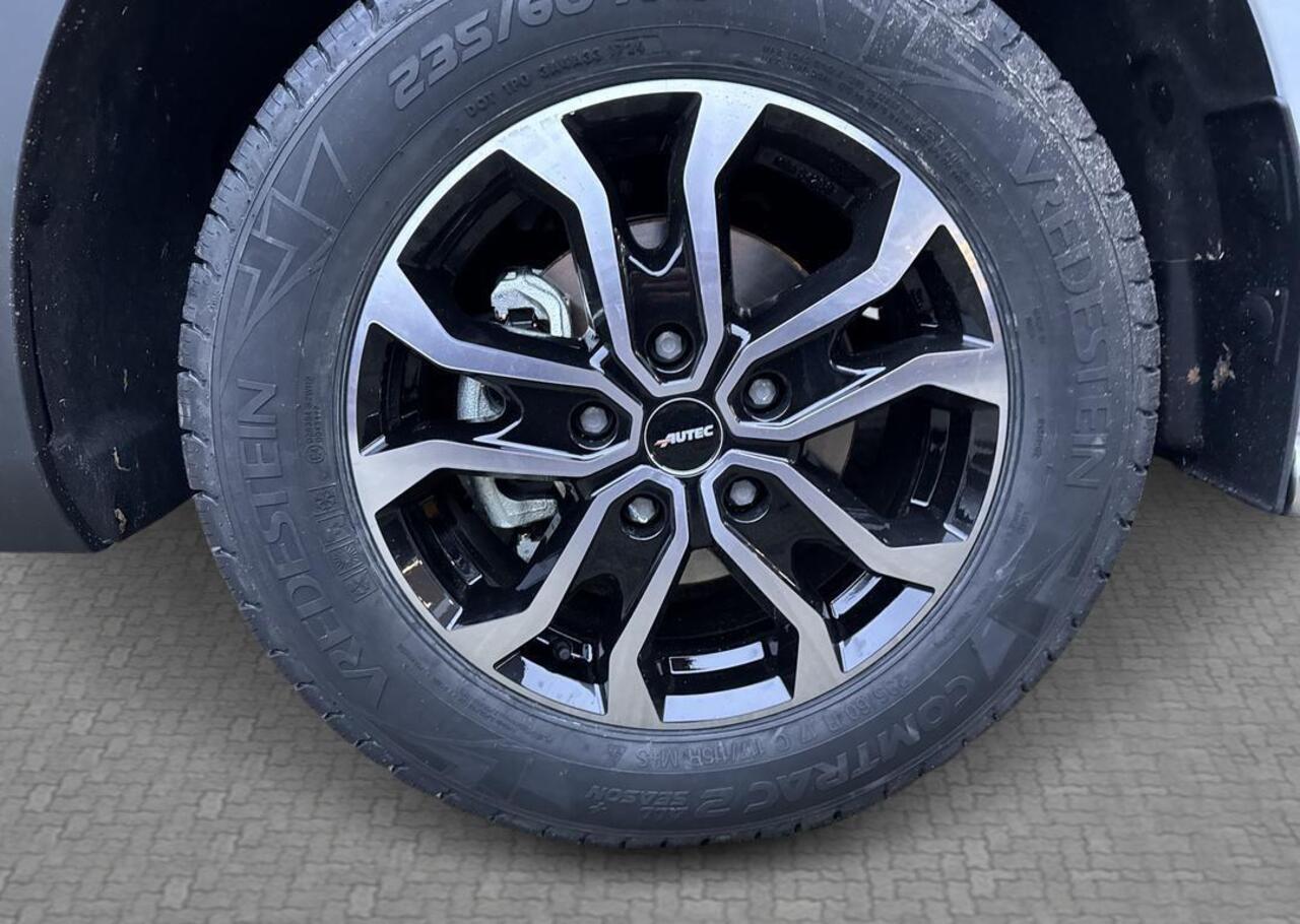 Renault MASTER T35 2.0 dCi 150 L2H2 Advance - Demo / Lm velgen / Side-bars / betimmering / vierseizoenbanden / camera / reservewiel / draadloze oplader voor smartphone met Qi-charge